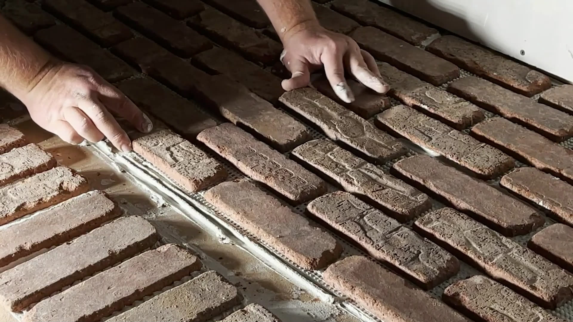 Runsen Mesh-backed Brick Sheets Installation Guide